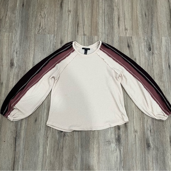 {preloved} Forever 21 Cream Bell Sleeved Top - Picture 2 of 6